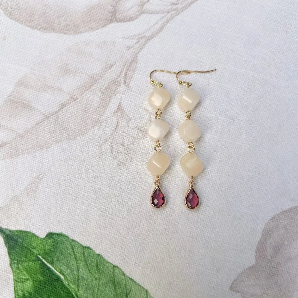 Garnet Wine Red Crystal Glass Cream Moonstone Agate Style Casual Fun Earrings - Picture 4 of 7